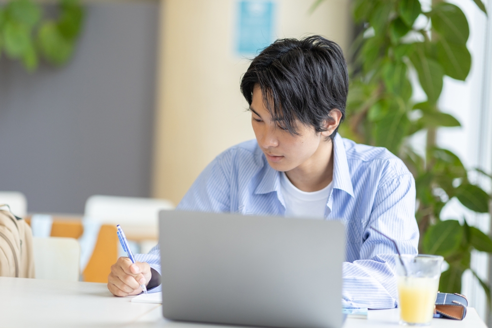 公務員試験で独学の限界を感じたときの対策方法